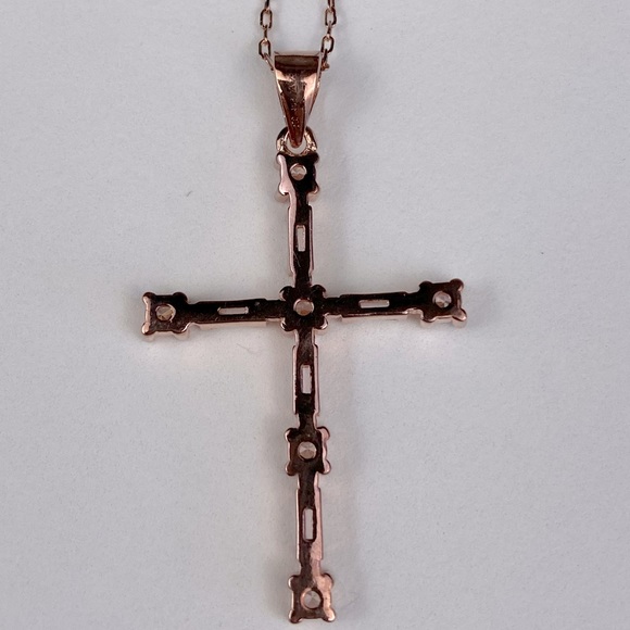 Rose gold tone Sterling Silver Cross Pendant Necklace - Picture 4 of 4